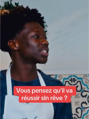 Vous pensez qu’il va réussir sln rêve ? #tsuku #bianca #fanny #drole #humour #fyp #banane 